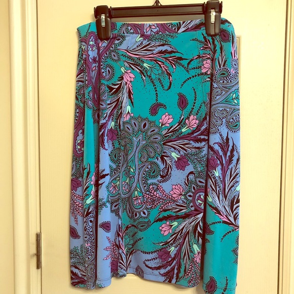 Jaclyn Smith Dresses & Skirts - Must Bundle Easy Care Skirt in Great Colors